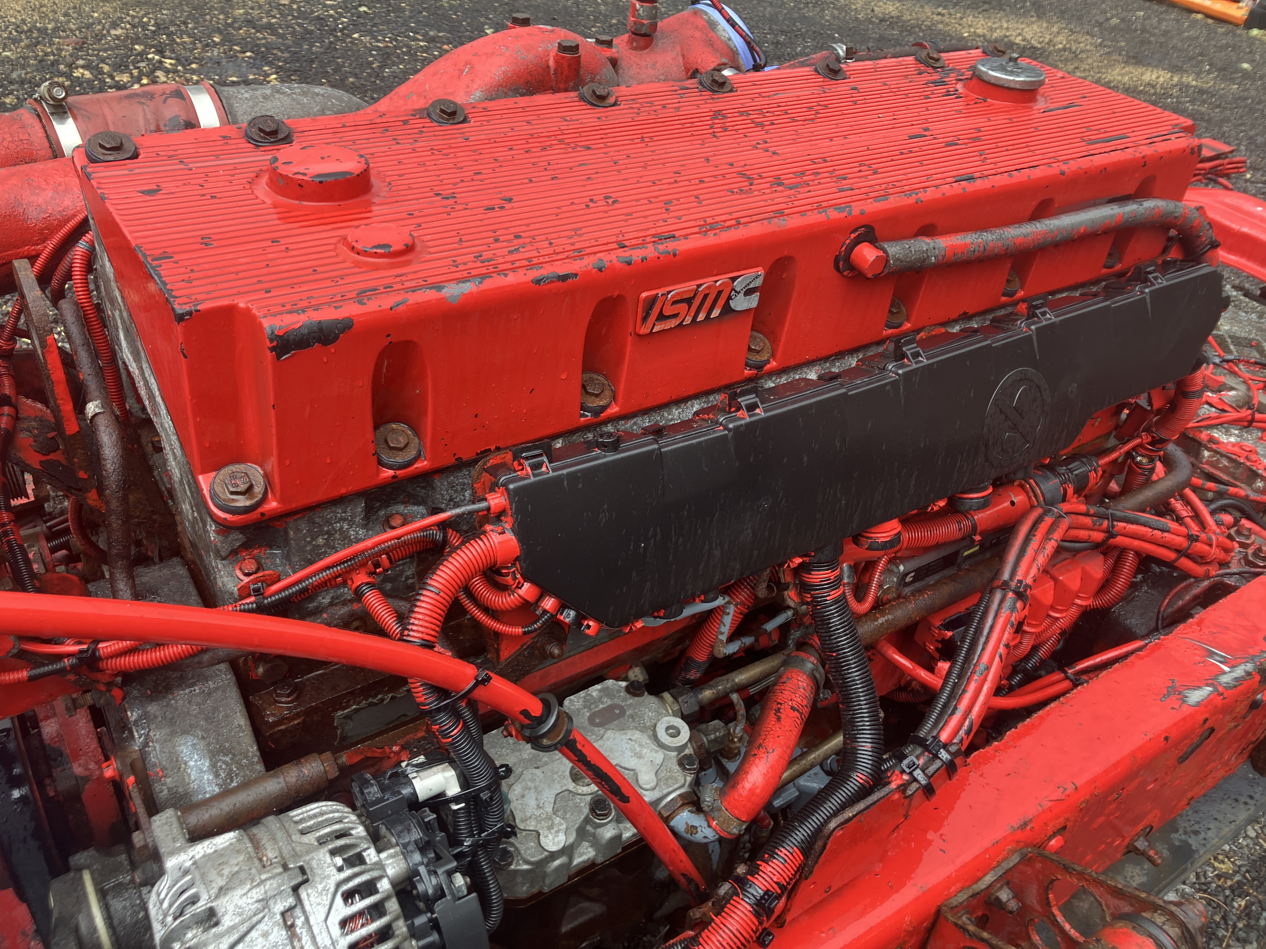 CUMMINS M11 ENGINE AND ZF MANUAL GEARBOX 