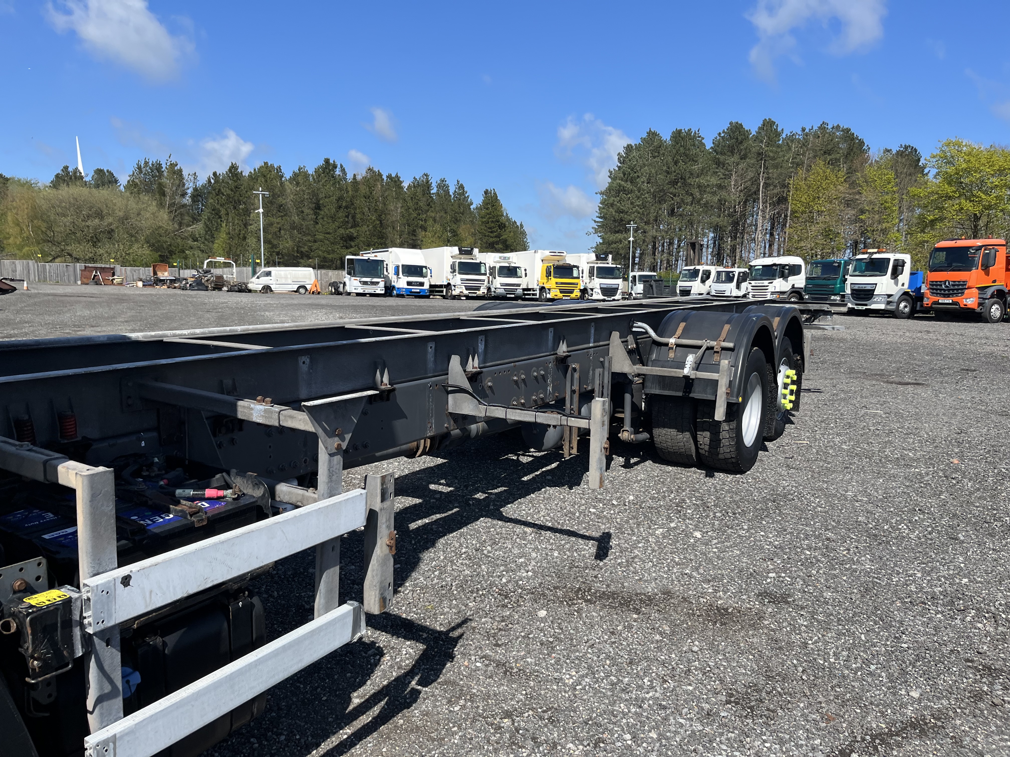 2017 DAF CF 85.330 6x2 chassis cab