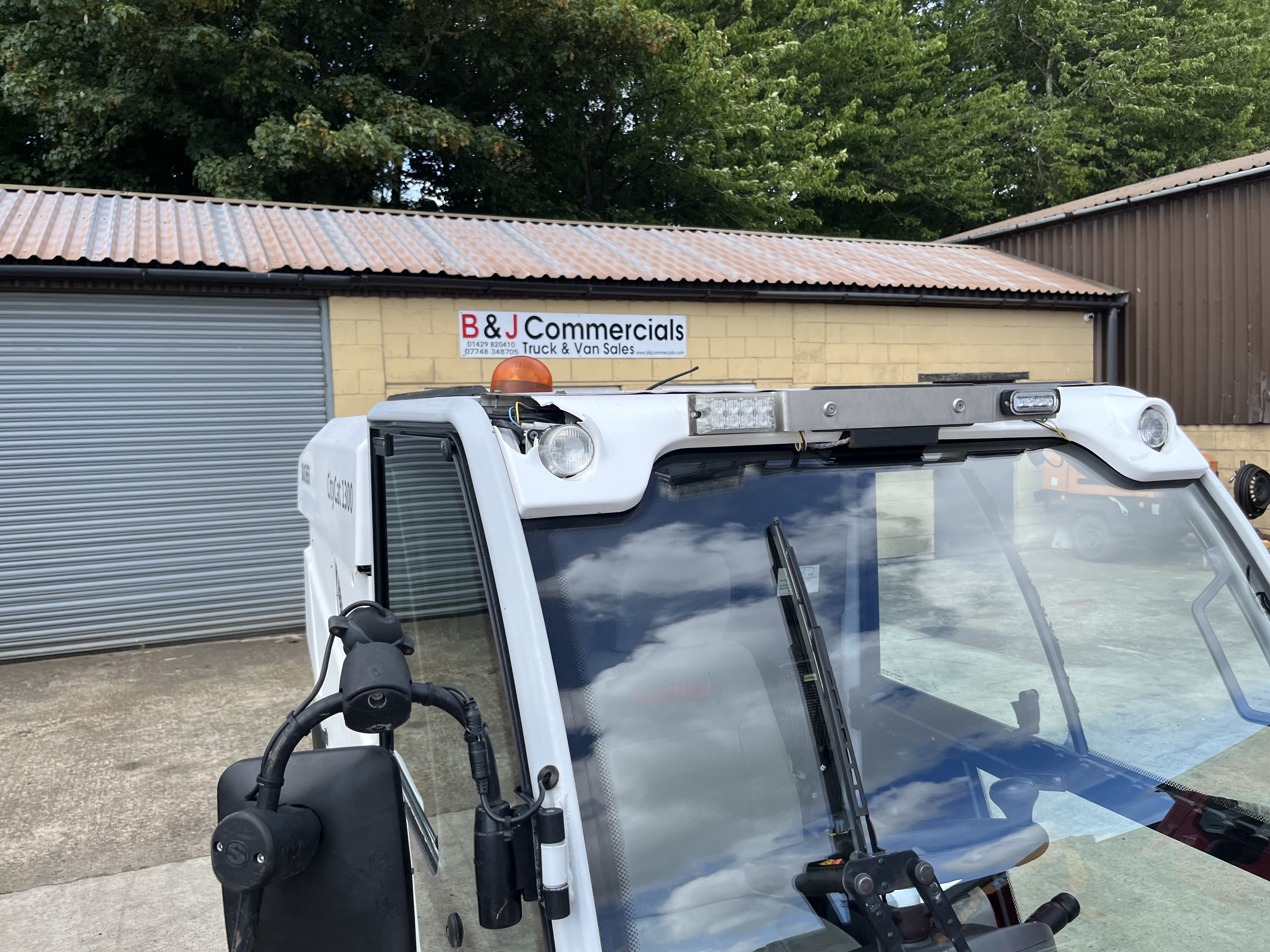 2020 BUTCHER CITY CAT 1300 SWEEPER