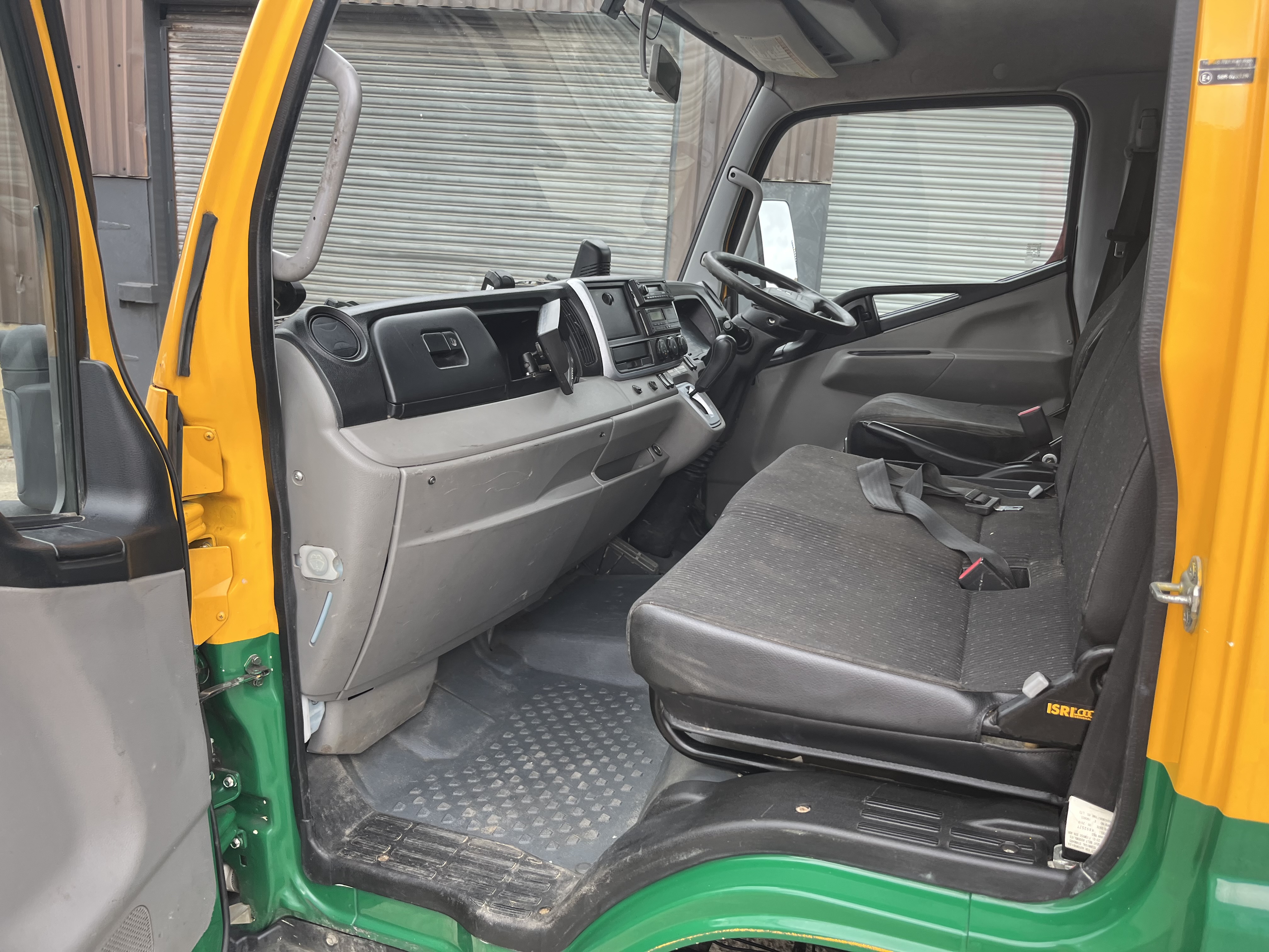 2020 MITSUBISHI CANTER 7C15 VACUUM TANKER 