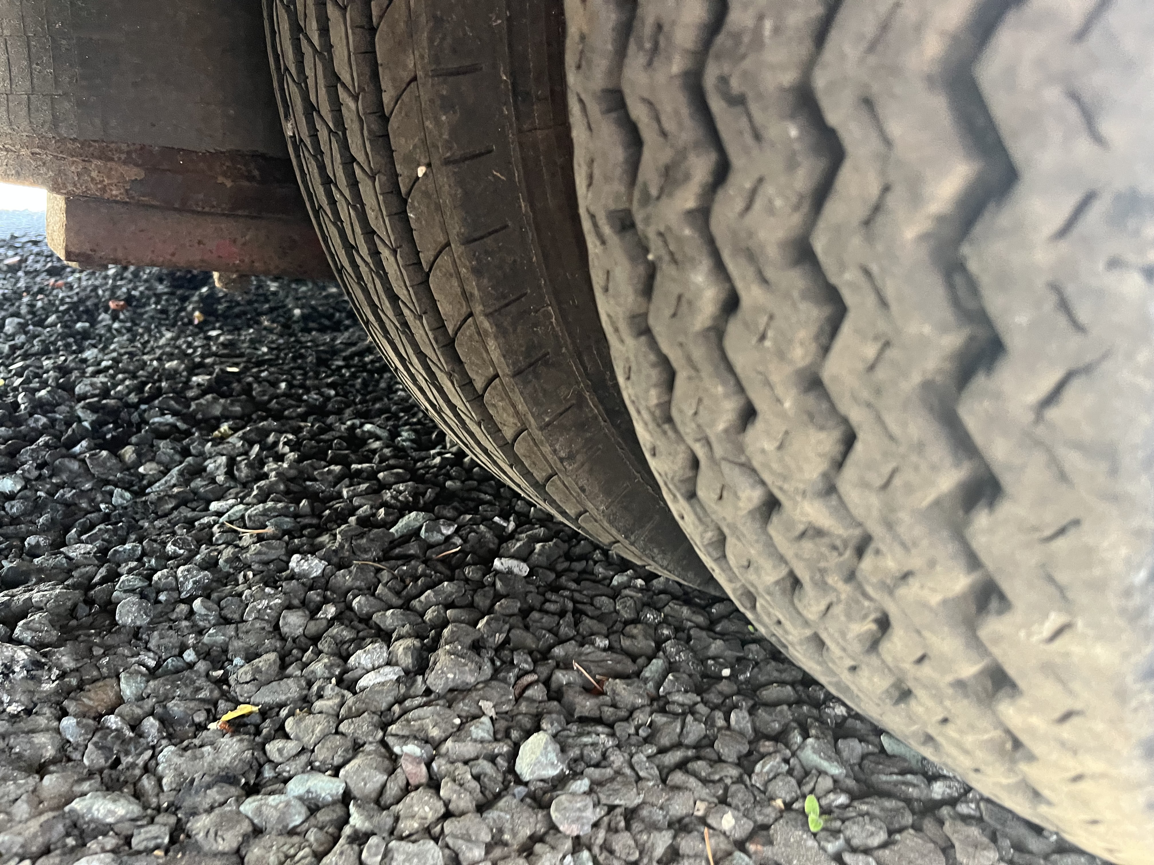 2011 MCERLEAN LOW LOADER TRAILER TRY AXLE