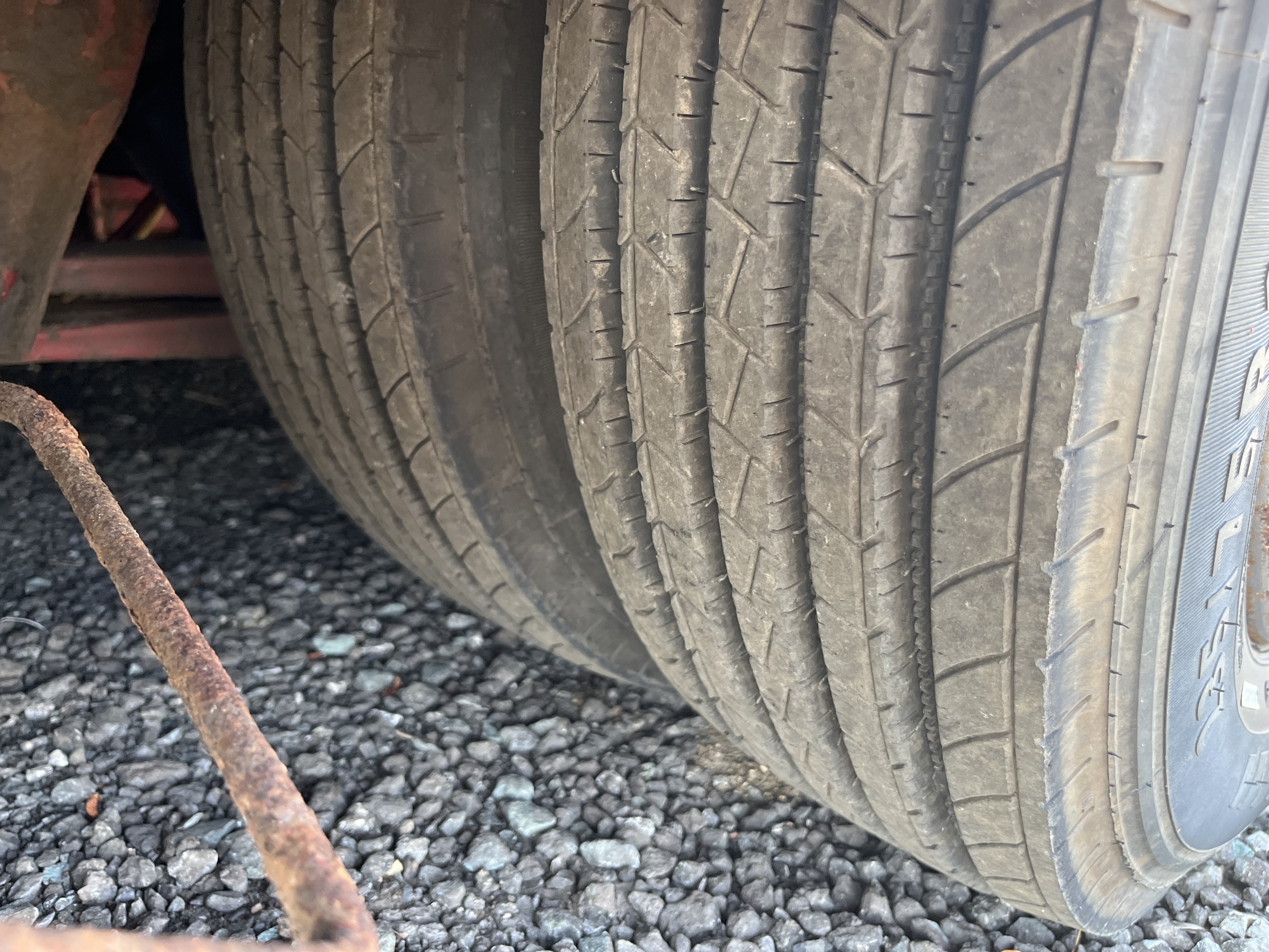 2011 MCERLEAN LOW LOADER TRAILER TRY AXLE