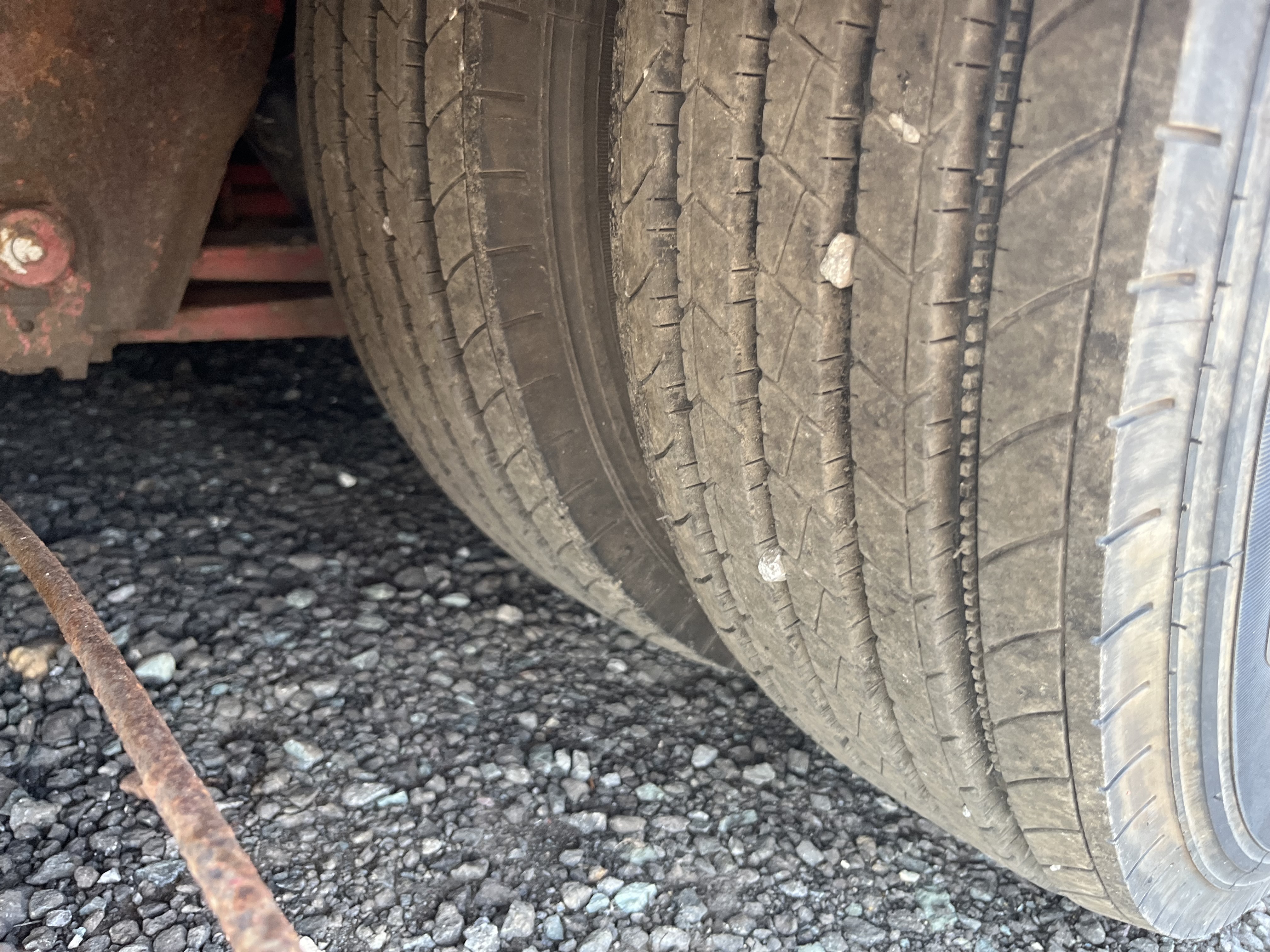 2011 MCERLEAN LOW LOADER TRAILER TRY AXLE