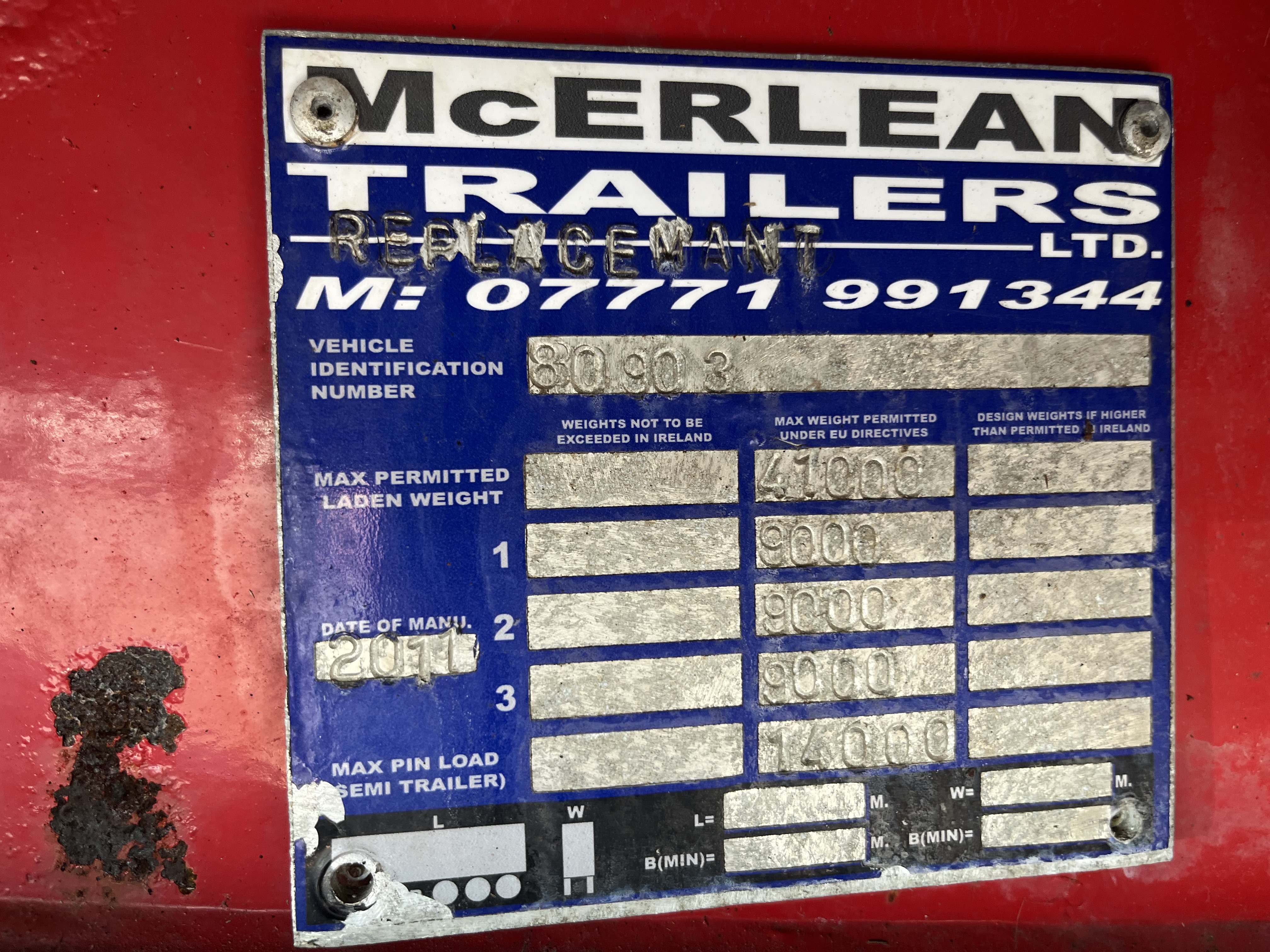 2011 MCERLEAN LOW LOADER TRAILER TRY AXLE