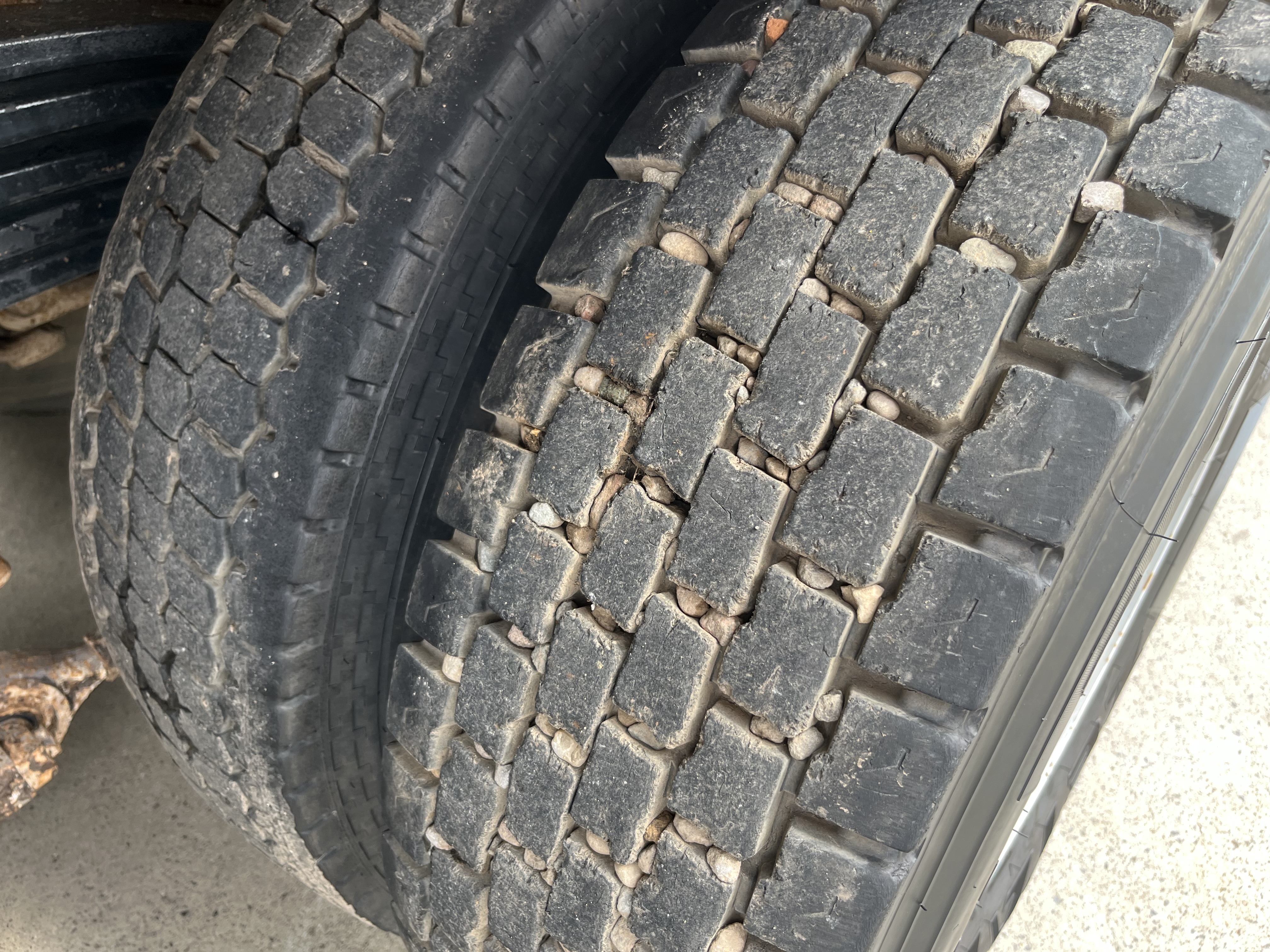 2016 MAN TGS 8x4 TIPPER MANUAL TRANSMISSION 