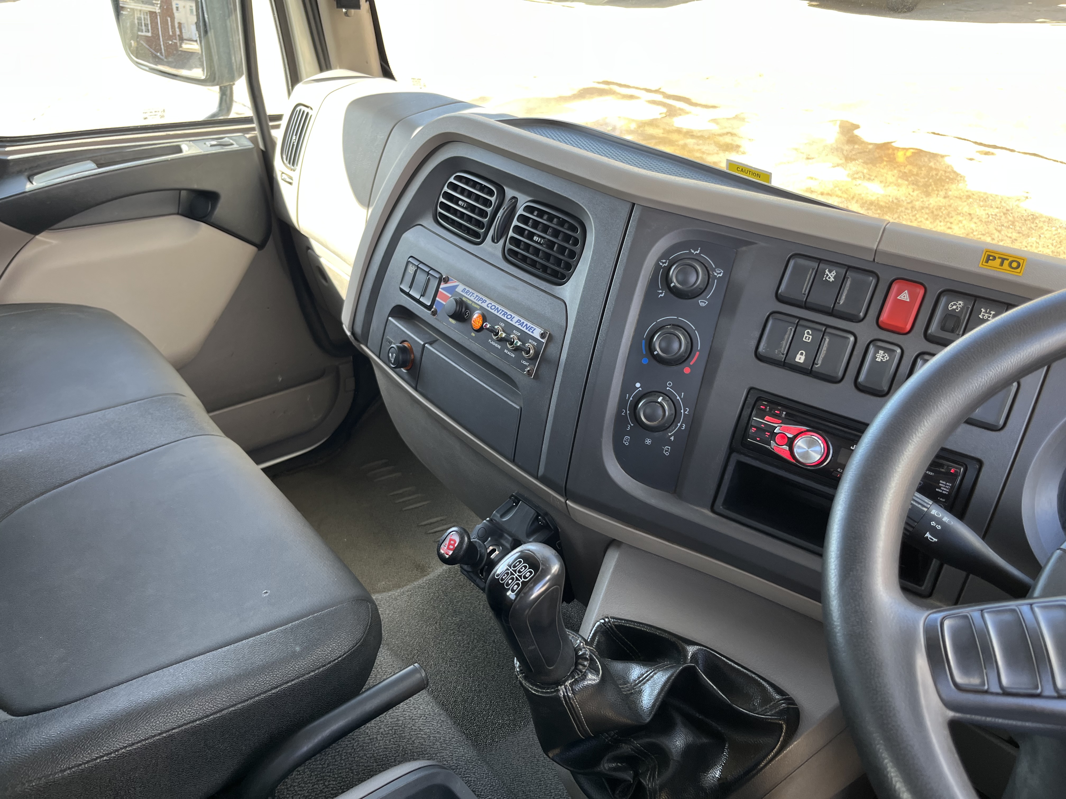 2017 67 DAF LF 45.150 7.5 ton TIPPER LOW KM