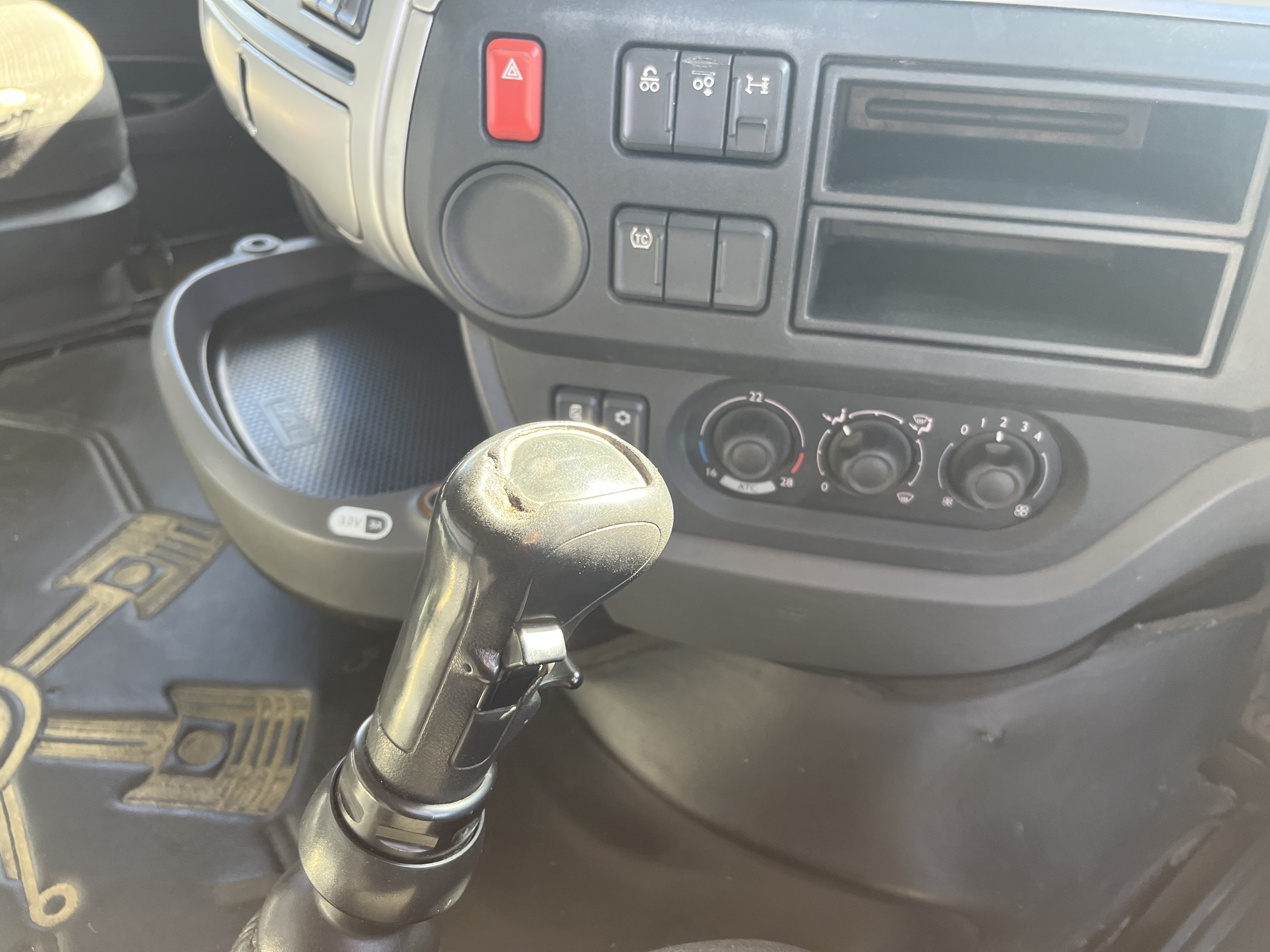 2016 DAF XF 510 6X2 TRACTOR UNIT MANUAL 