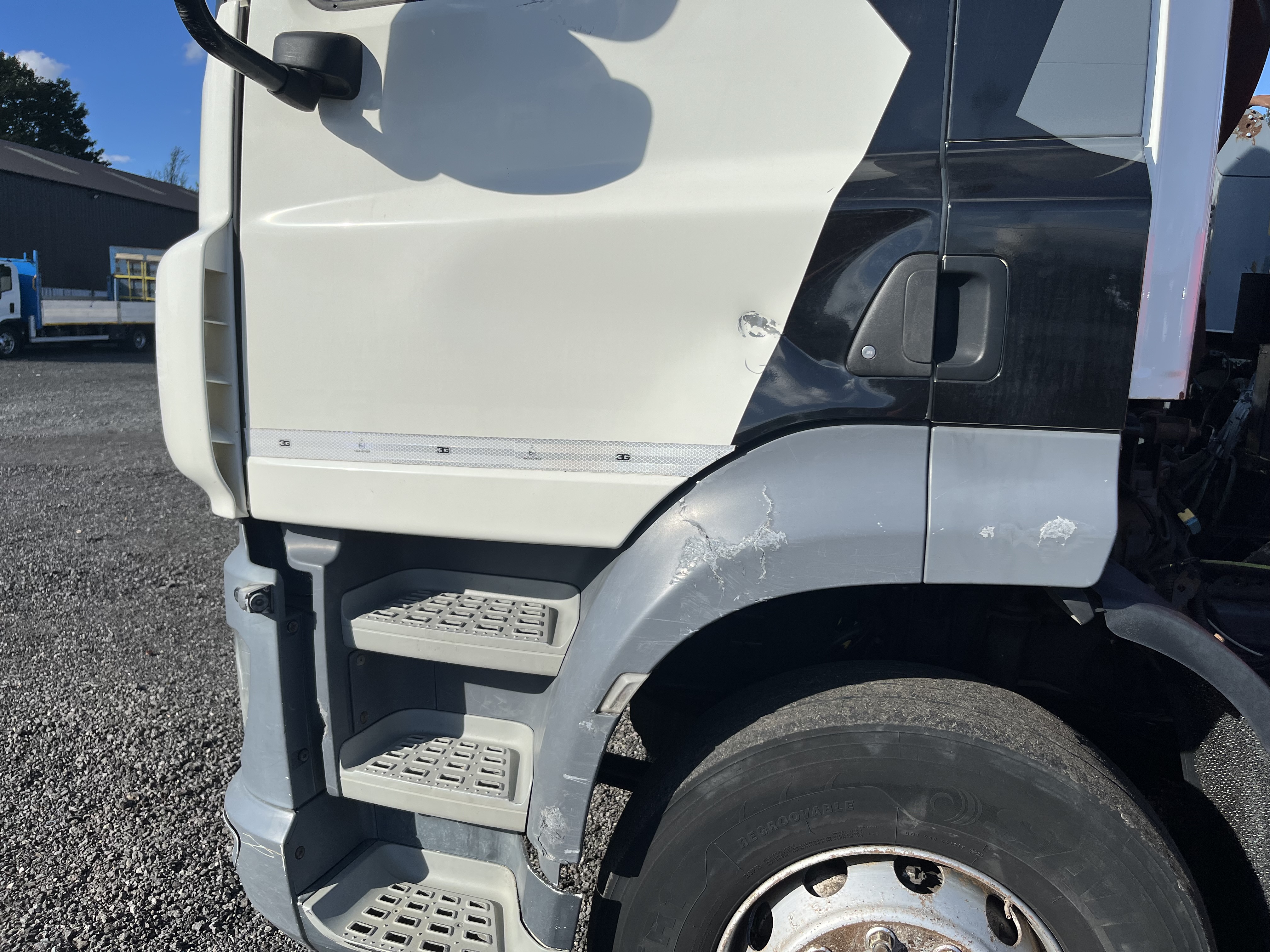2014 64 plate Daf cf 85.440 8x4 hook loader 