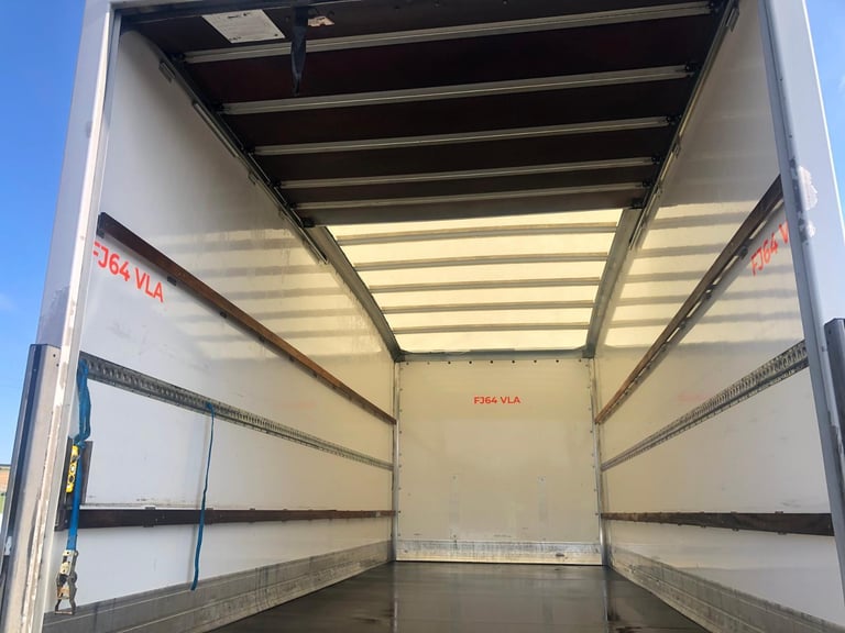 64 DAF LF 45.150 7.5 TON 20 FT BOX WITH TAIL LIFT EURO 6